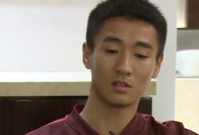 本轮英超，切尔西2-0击败谢菲联，帕尔默传射建功。